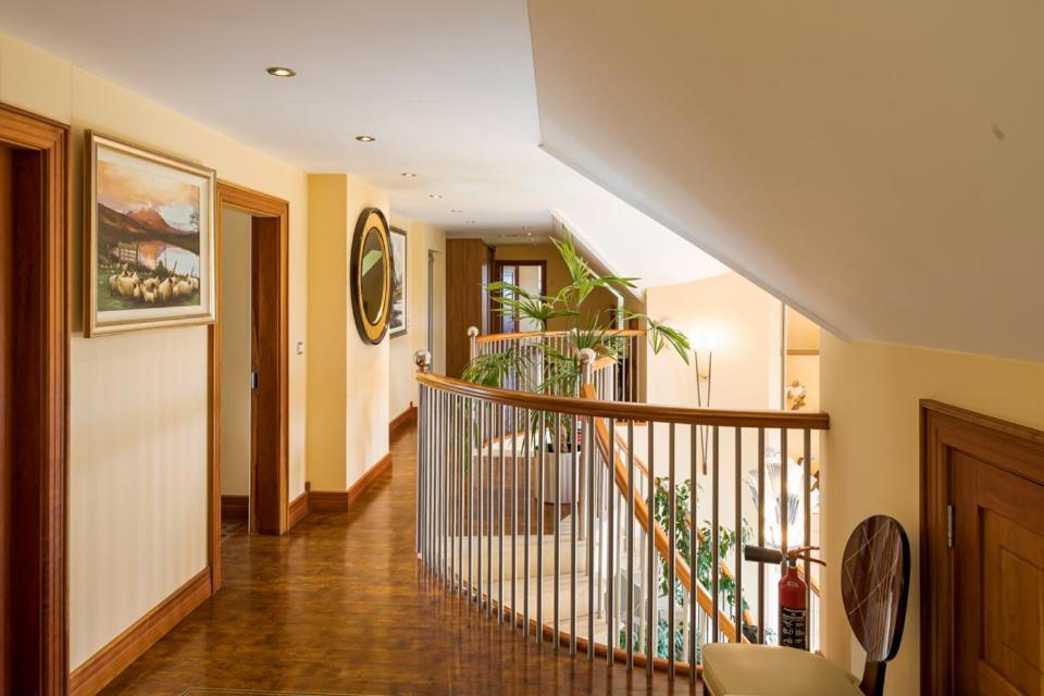Like Walking Into A Fantastic Novel At Inishowen House Rashenny Extérieur photo